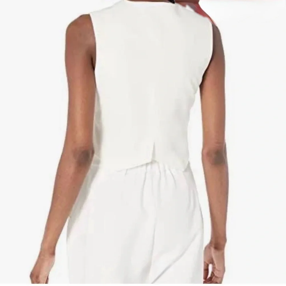 Chic White Sleeveless Women's Vest - Picture 3 of 4